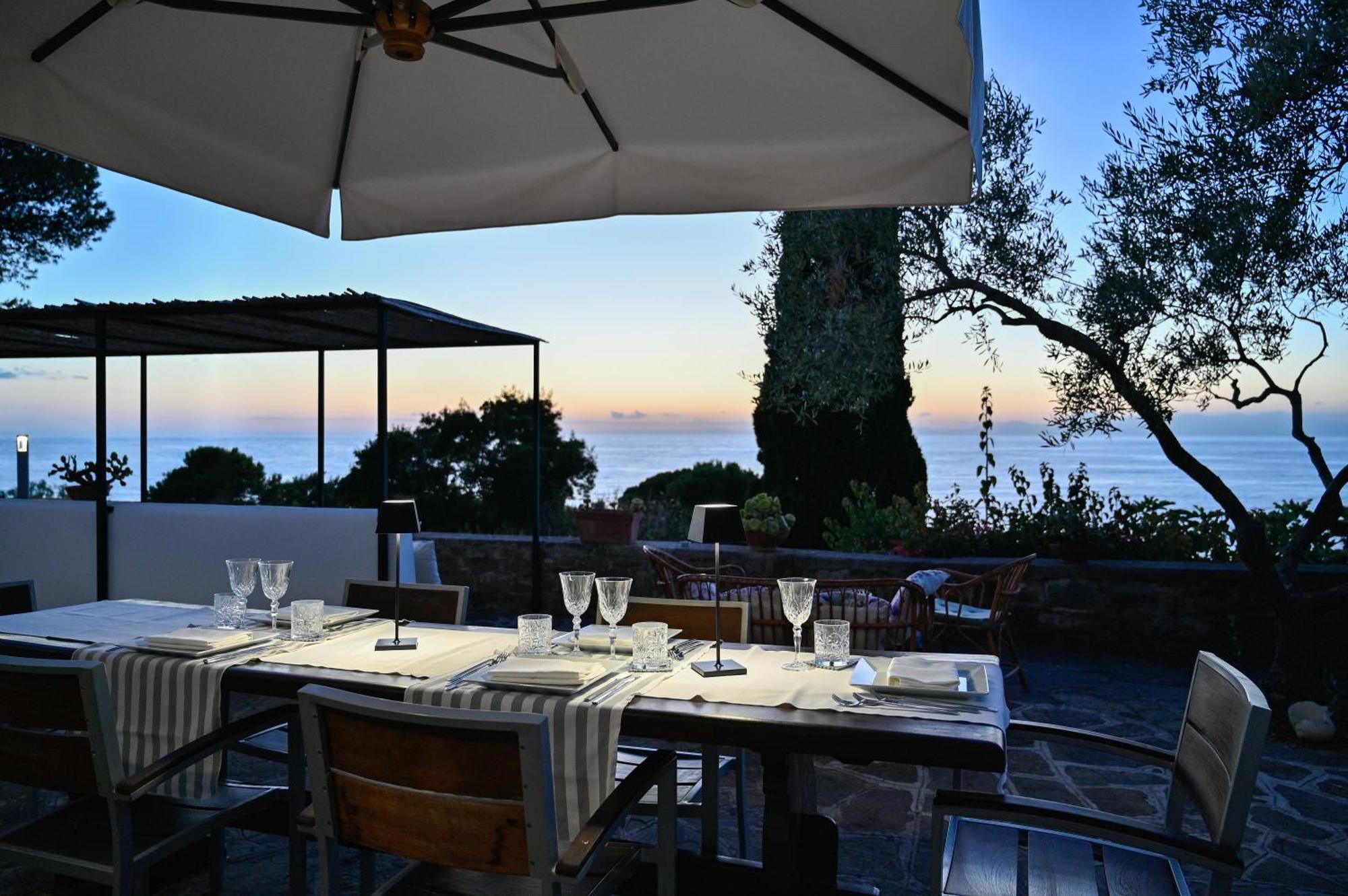 Albeca Boutique Hotel - Relais De Charme Sul Mare Castellabate Extérieur photo